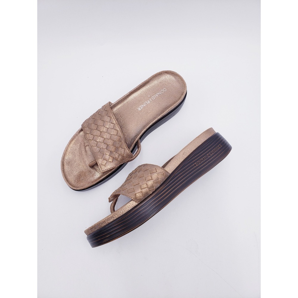 Donald J Pliner Fifi Sandals Bronze Woven Metallic Platform Toe Loop 6M